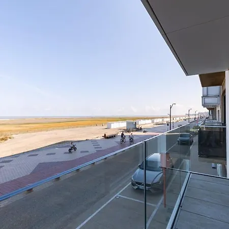 Huswell - Modern With Sea-view In